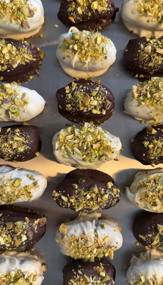 CARAMEL PISTACHIO DATES