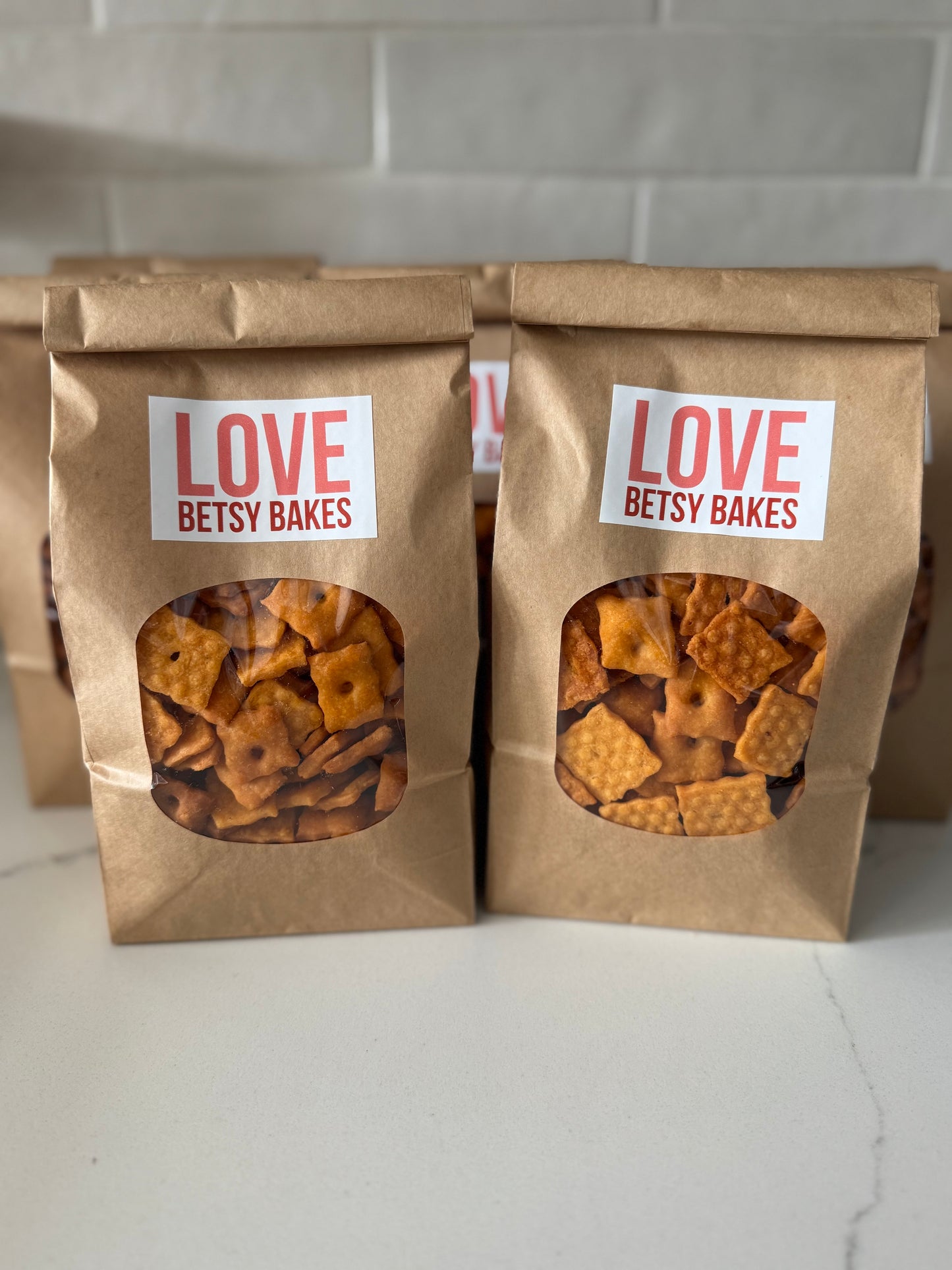 CHEDDAR CHEESE CRACKERS